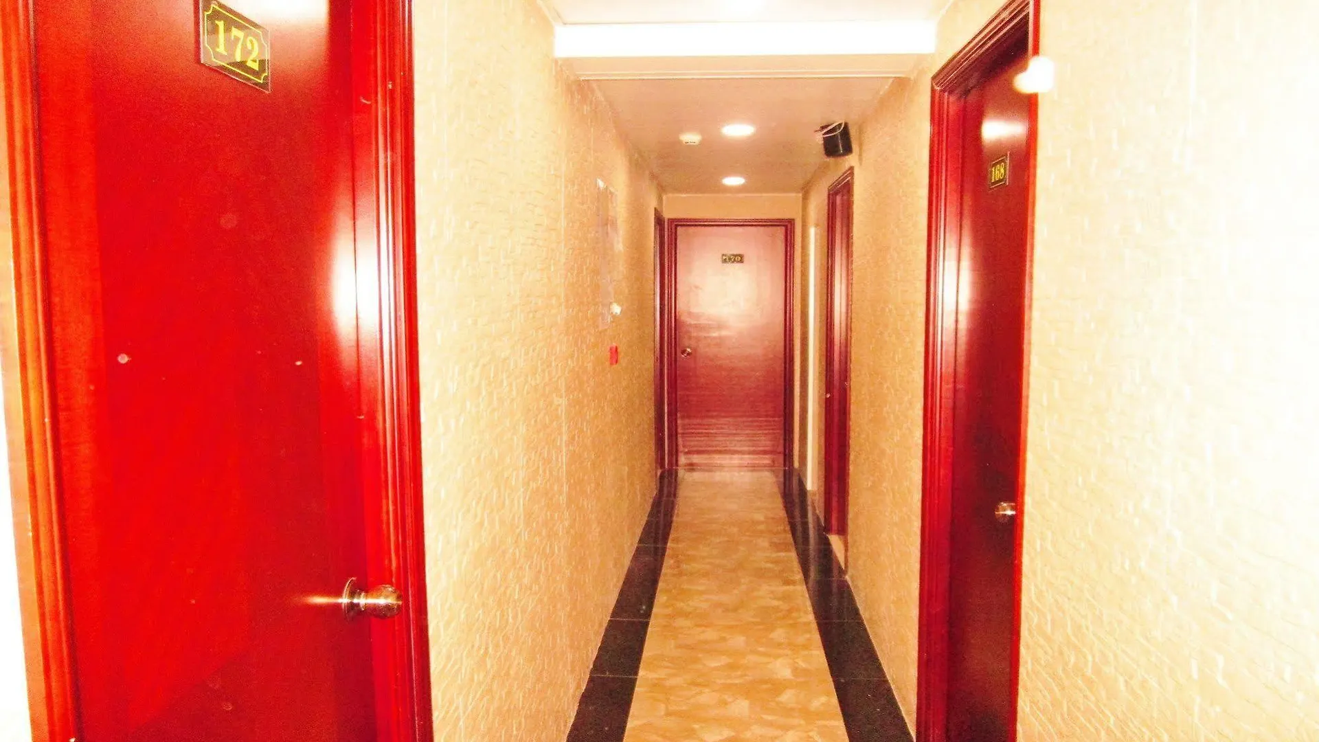 New Reliance Inn Hongkong Hotel